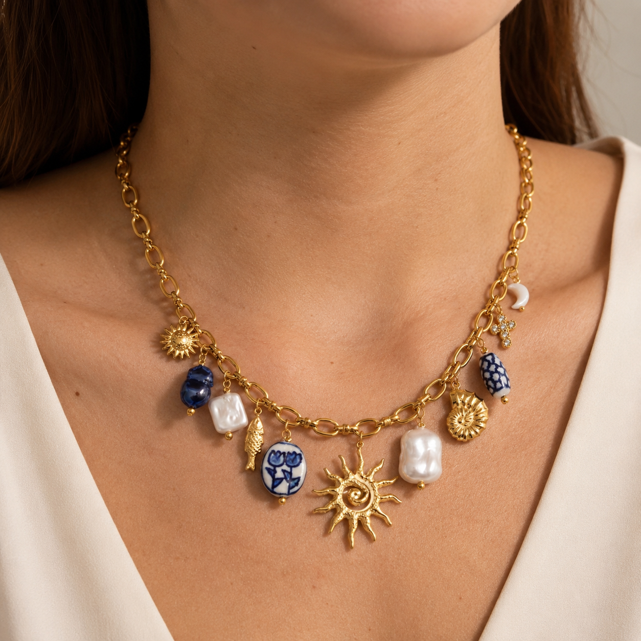 Collier Santorini porté