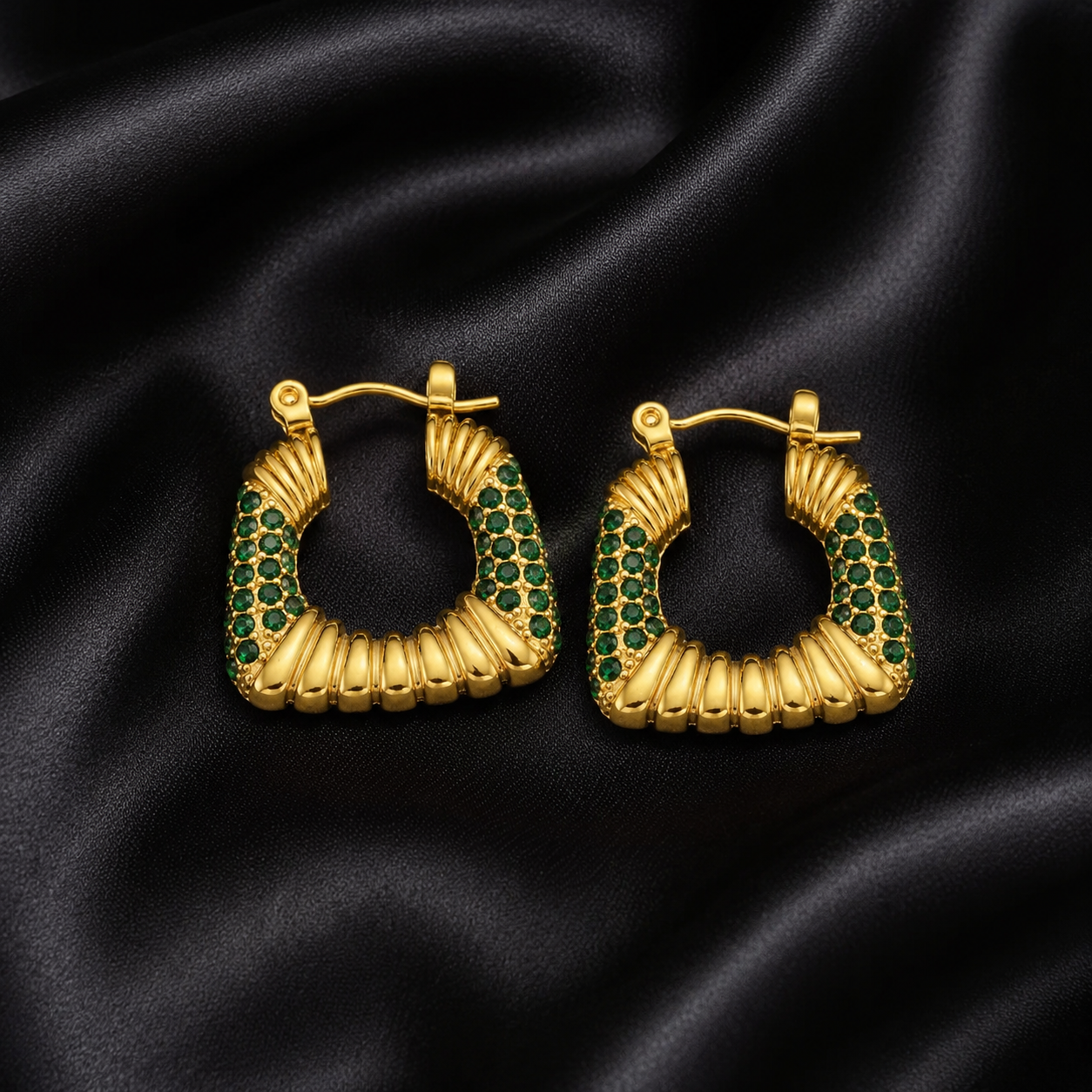 Boucles Cristalline Vert — flat lay