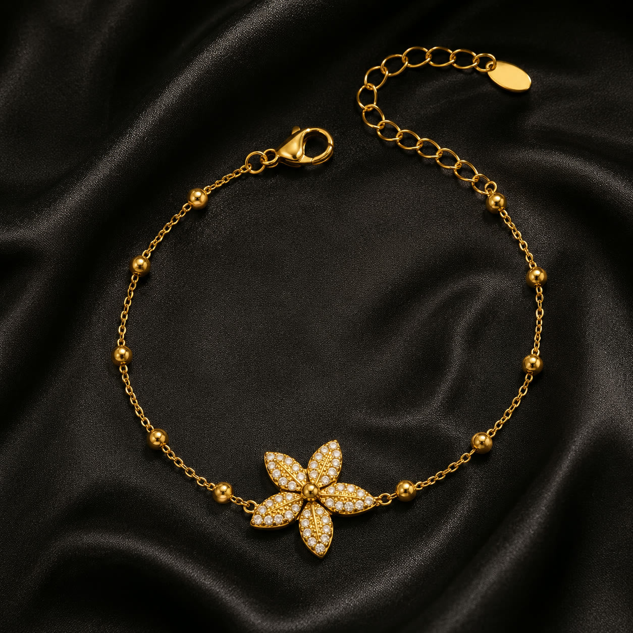 Bracelet fleur pavée